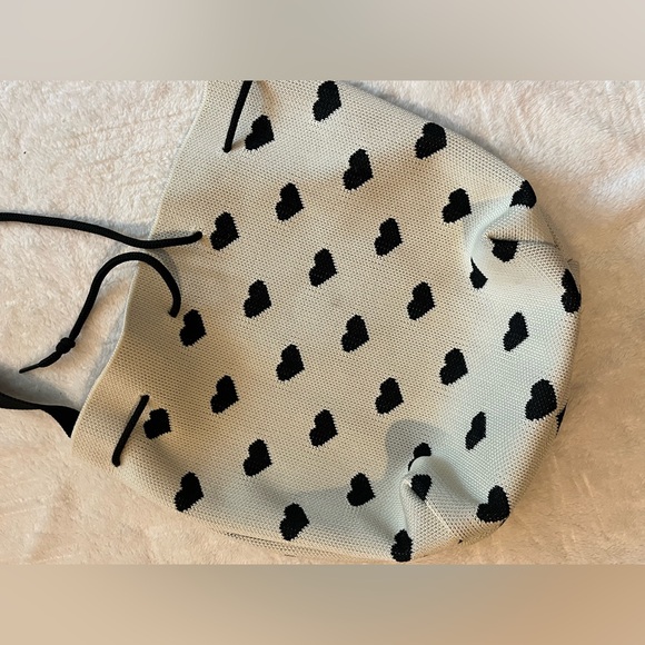 100% polyester Heart Bucket Bag - Picture 4 of 7